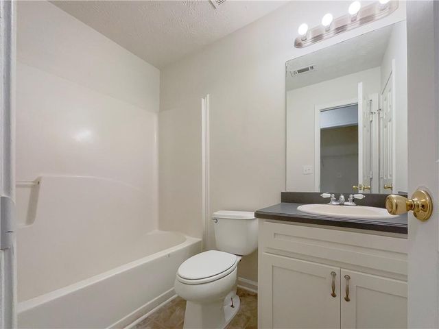 290 Trelawney Drive, Covington, GA 30016