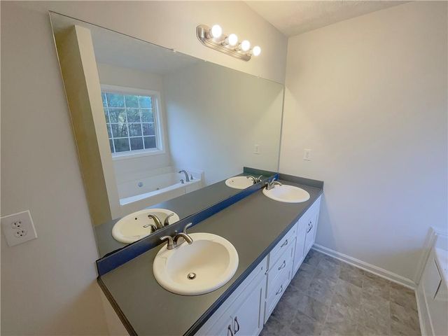 290 Trelawney Drive, Covington, GA 30016