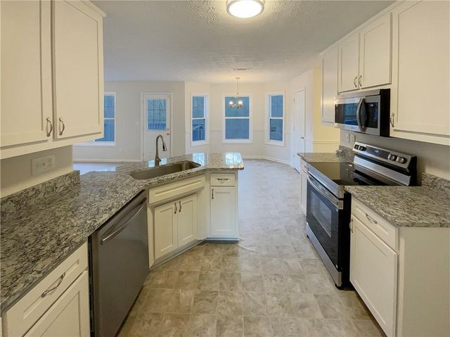 290 Trelawney Drive, Covington, GA 30016