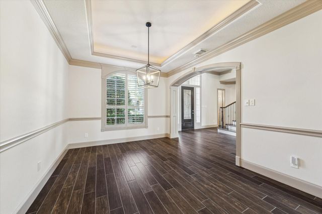 7 Club Oak Court, Kingwood, TX 77339