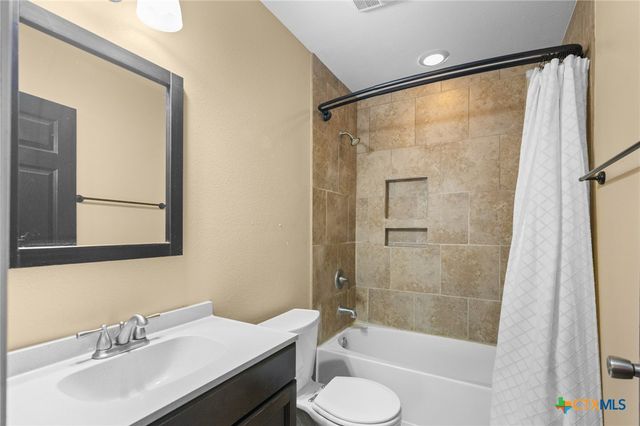 313 Pheasant, Victoria, TX 77905