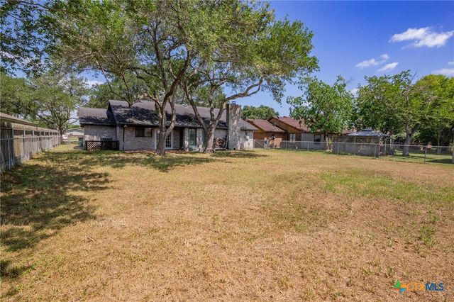313 Pheasant, Victoria, TX 77905