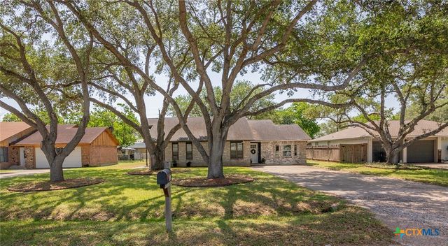 313 Pheasant, Victoria, TX 77905