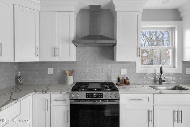 723 Monmouth Parkway, North Middletown, NJ 07748