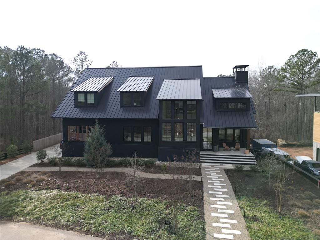 10496 Serenbe Lane, Chattahoochee Hills, GA 30268