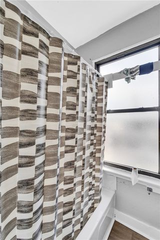 810 Amity St, Homestead, PA 15120