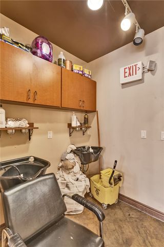 810 Amity St, Homestead, PA 15120