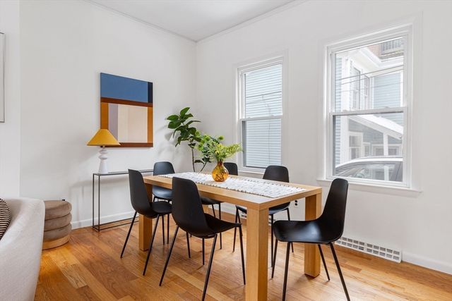 352 Harvard Street 1C, Cambridge, MA 02138