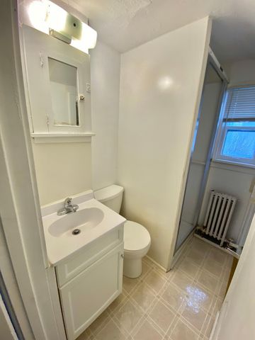 412 12th Street N, Fargo, ND 58102