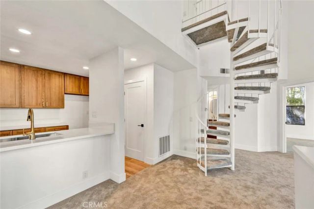 16960 Algonquin 3-204, Huntington Beach, CA 92649