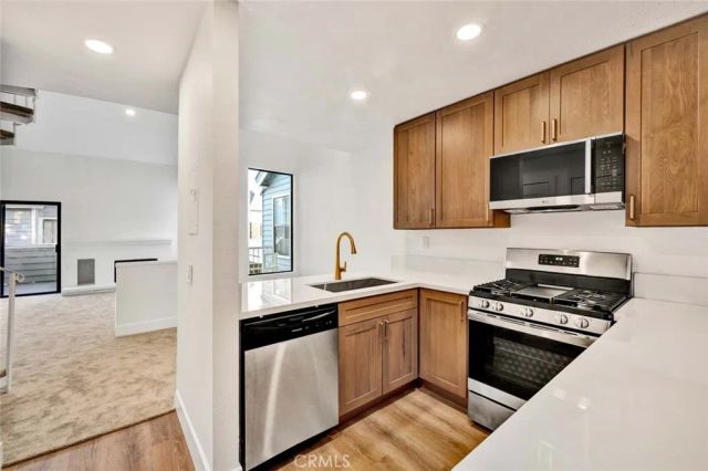 16960 Algonquin 3-204, Huntington Beach, CA 92649