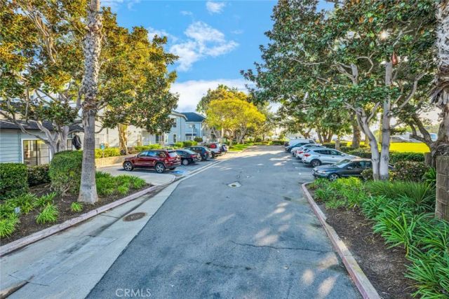 16960 Algonquin 3-204, Huntington Beach, CA 92649