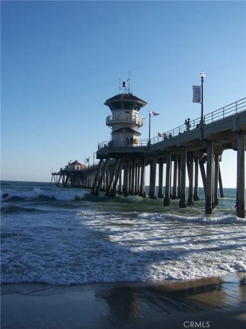 16960 Algonquin 3-204, Huntington Beach, CA 92649