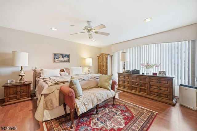 900 Valley Rd E3, Clifton City, NJ 07013