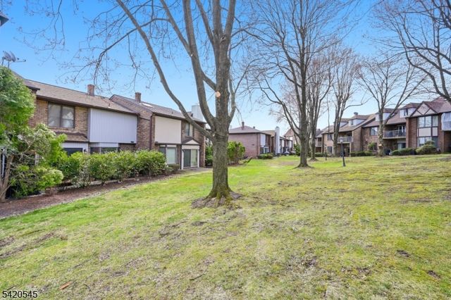 900 Valley Rd E3, Clifton City, NJ 07013