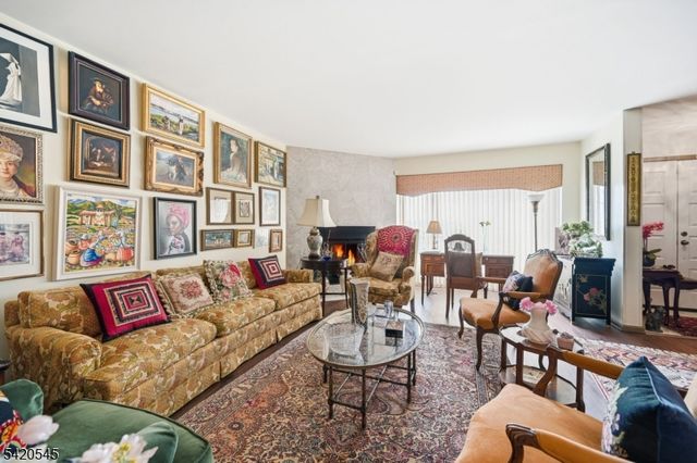 900 Valley Rd E3, Clifton City, NJ 07013