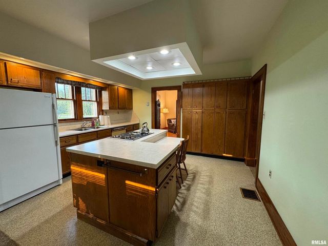 2347 Business Hwy 13 Highway, Murphysboro, IL 62966