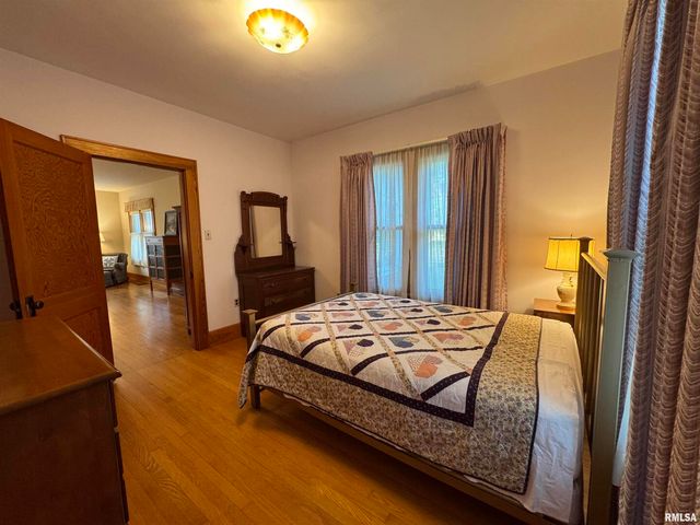 2347 Business Hwy 13 Highway, Murphysboro, IL 62966