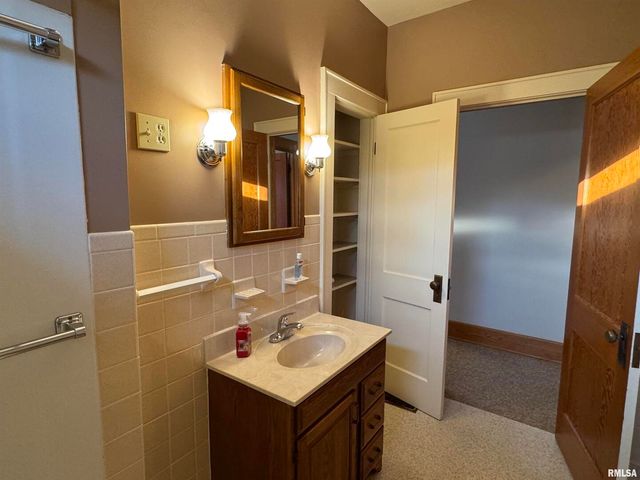 2347 Business Hwy 13 Highway, Murphysboro, IL 62966