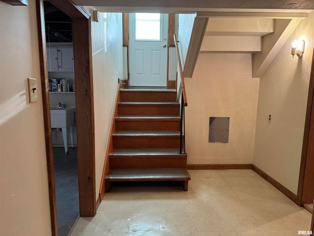 2347 Business Hwy 13 Highway, Murphysboro, IL 62966