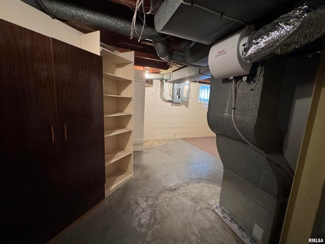 2347 Business Hwy 13 Highway, Murphysboro, IL 62966