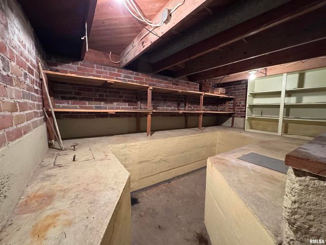 2347 Business Hwy 13 Highway, Murphysboro, IL 62966