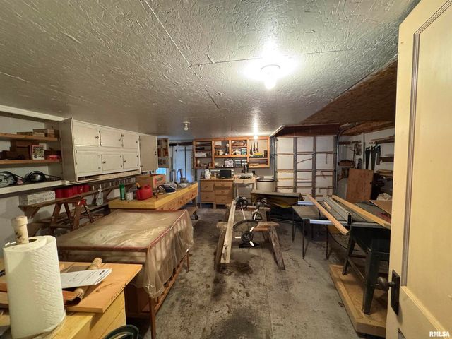 2347 Business Hwy 13 Highway, Murphysboro, IL 62966