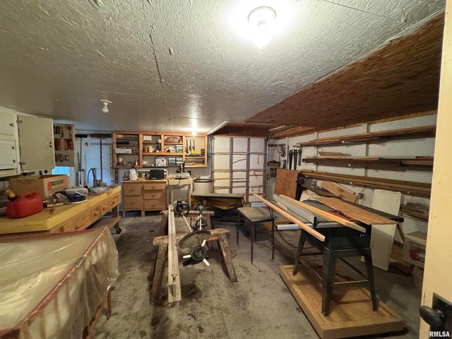 2347 Business Hwy 13 Highway, Murphysboro, IL 62966