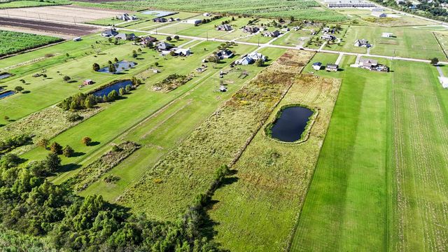 764 E Woodlawn Ranch Road, Houma, LA 70363
