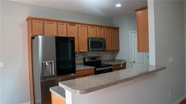 2476 Suwanee Pointe Drive, Lawrenceville, GA 30043