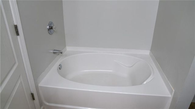 2476 Suwanee Pointe Drive, Lawrenceville, GA 30043