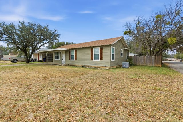 3601 Third Street, Brownwood, TX 76801