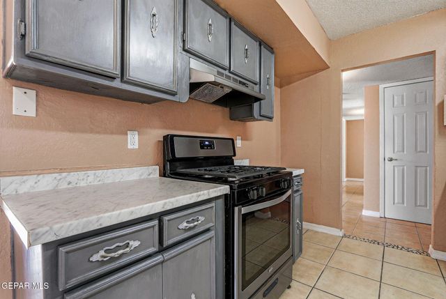 9101 CUERNAVACA Drive, El Paso, TX 79907