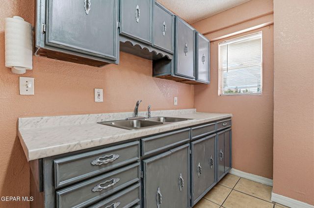 9101 CUERNAVACA Drive, El Paso, TX 79907