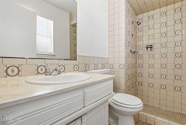 9101 CUERNAVACA Drive, El Paso, TX 79907