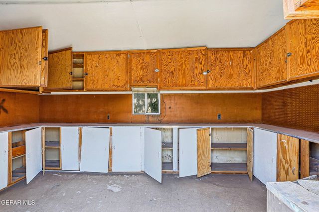 9101 CUERNAVACA Drive, El Paso, TX 79907