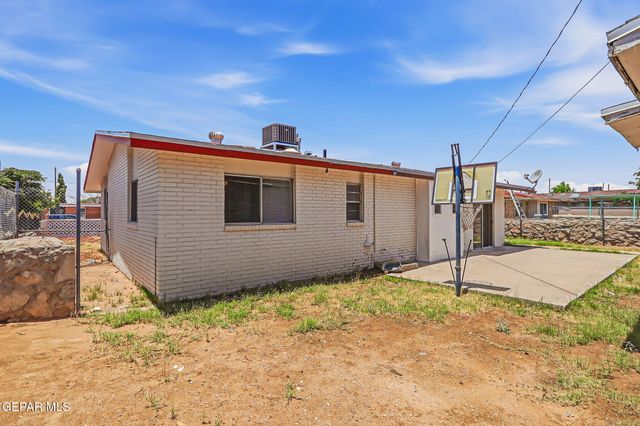 9101 CUERNAVACA Drive, El Paso, TX 79907