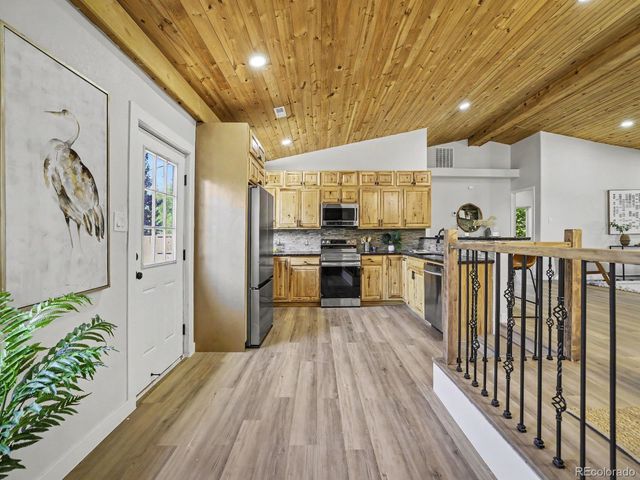 10240 W 16th Avenue, Lakewood, CO 80215