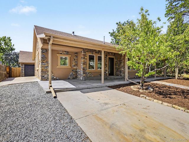 10240 W 16th Avenue, Lakewood, CO 80215