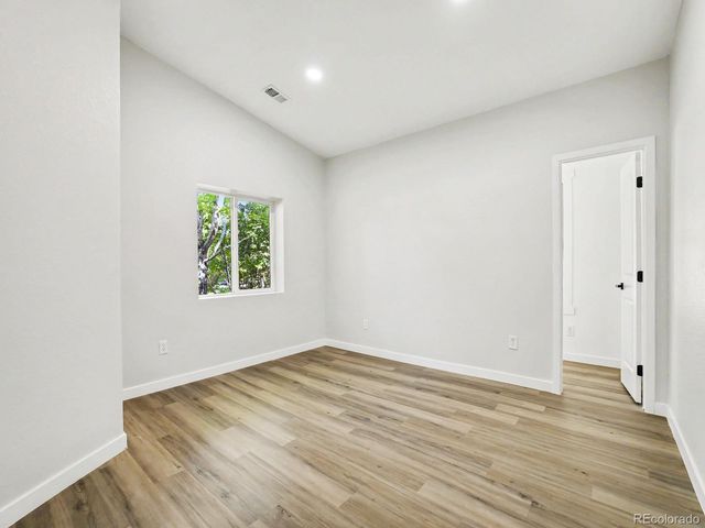 10240 W 16th Avenue, Lakewood, CO 80215