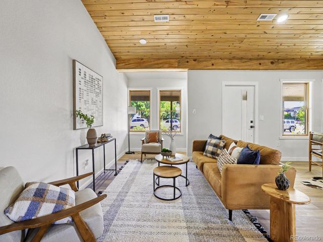 10240 W 16th Avenue, Lakewood, CO 80215