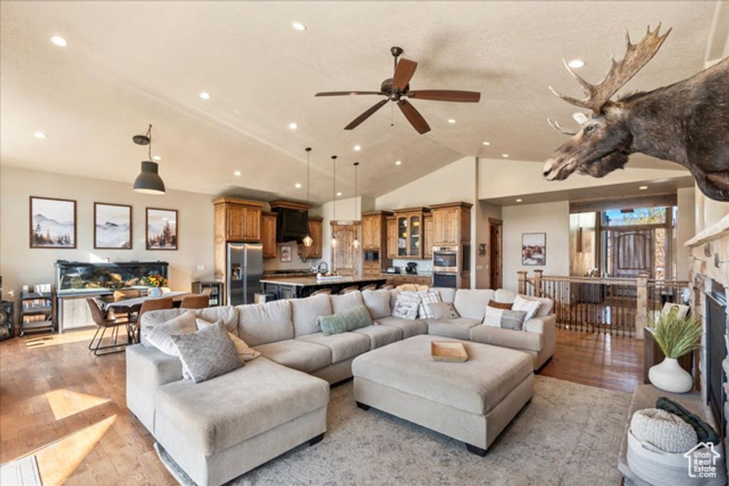 Image 13 of property listing at 823 W SUMMIT HAVEN CIR, Francis, UT 84036