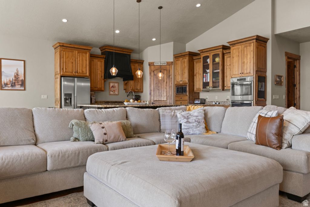 Image 15 of property listing at 823 W SUMMIT HAVEN CIR, Francis, UT 84036