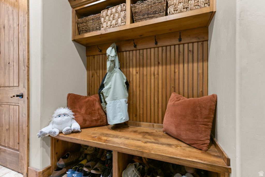 Image 60 of property listing at 823 W SUMMIT HAVEN CIR, Francis, UT 84036