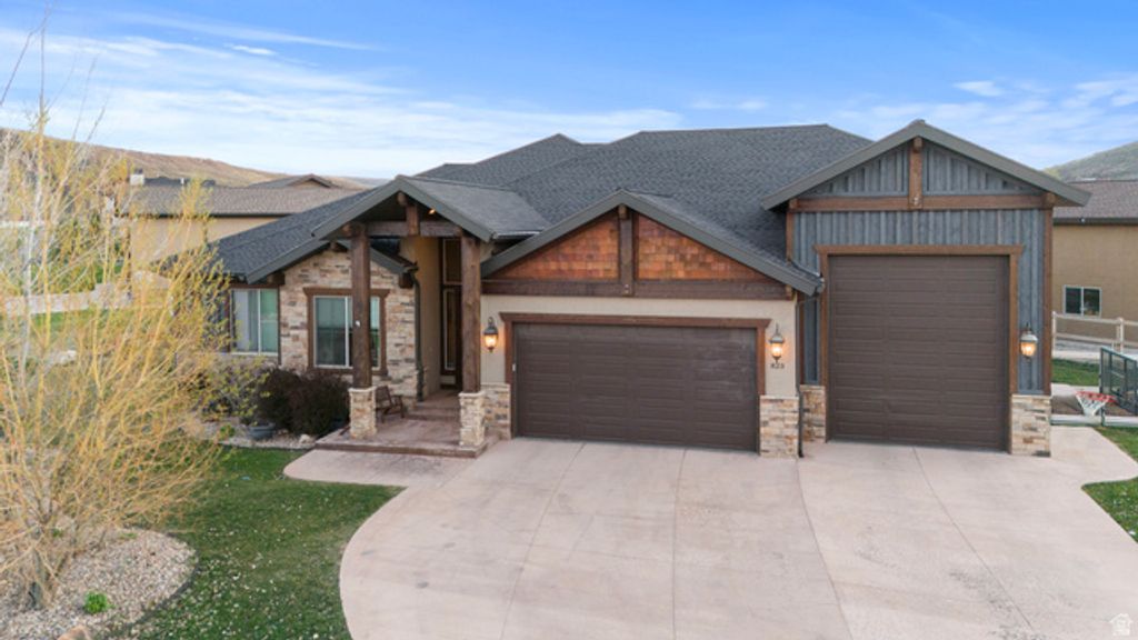 Image 64 of property listing at 823 W SUMMIT HAVEN CIR, Francis, UT 84036