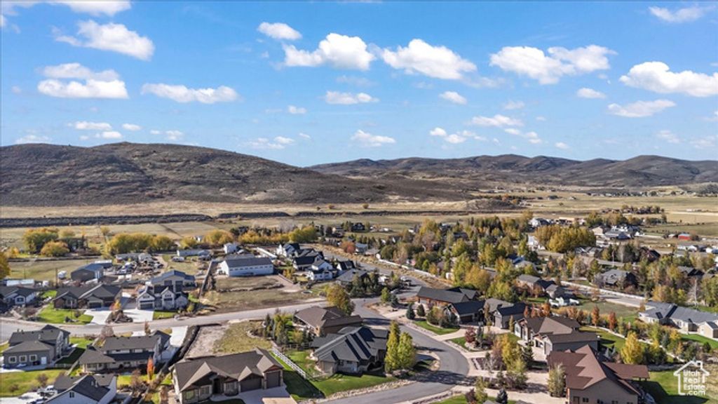 Image 75 of property listing at 823 W SUMMIT HAVEN CIR, Francis, UT 84036