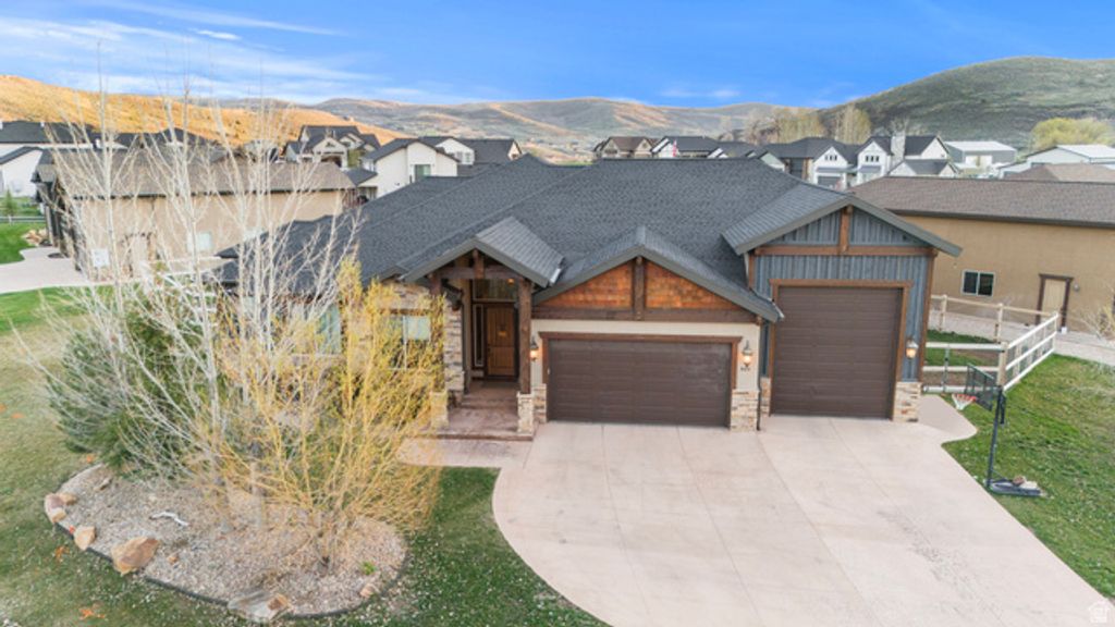 Image 80 of property listing at 823 W SUMMIT HAVEN CIR, Francis, UT 84036