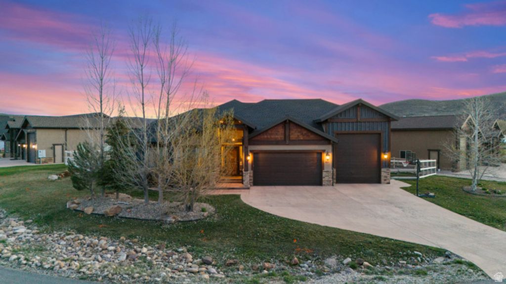Image 86 of property listing at 823 W SUMMIT HAVEN CIR, Francis, UT 84036