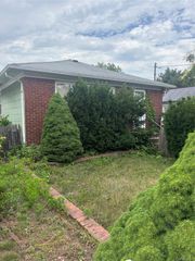 18 Bismark Avenue, Valley Stream, NY 11581