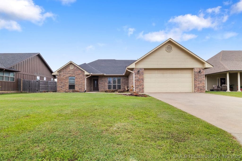 3508 Carriage Point Drive, Durant, OK 74701